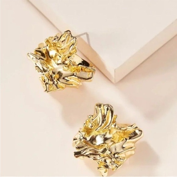 Amber Sceats Reese Post Earrings 24K Gold Plated New with Dust Bag